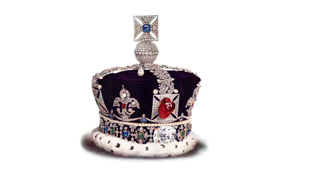 Korona ozdobiona klejnotami, w tym rubinowy spinel, diamenty i szafiry, na aksamitnym tle.