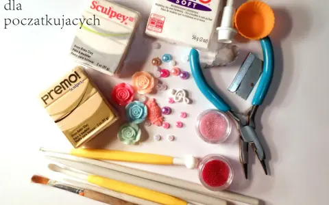 Zestaw do gotowania modeliny: gliny Sculpey i Fimo, ozdobne różyczki, koraliki, narzędzia do modelowania i pęseta.